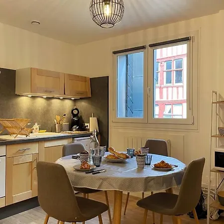 L'escale De Saint Maclou-rouen Centre Historique